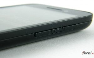 Blackberry Q5 Body 3