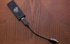Komputer Mini Intel Compute Stick [gbr 4]